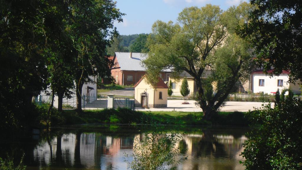 Statek Sedlecko Villa Exterior photo